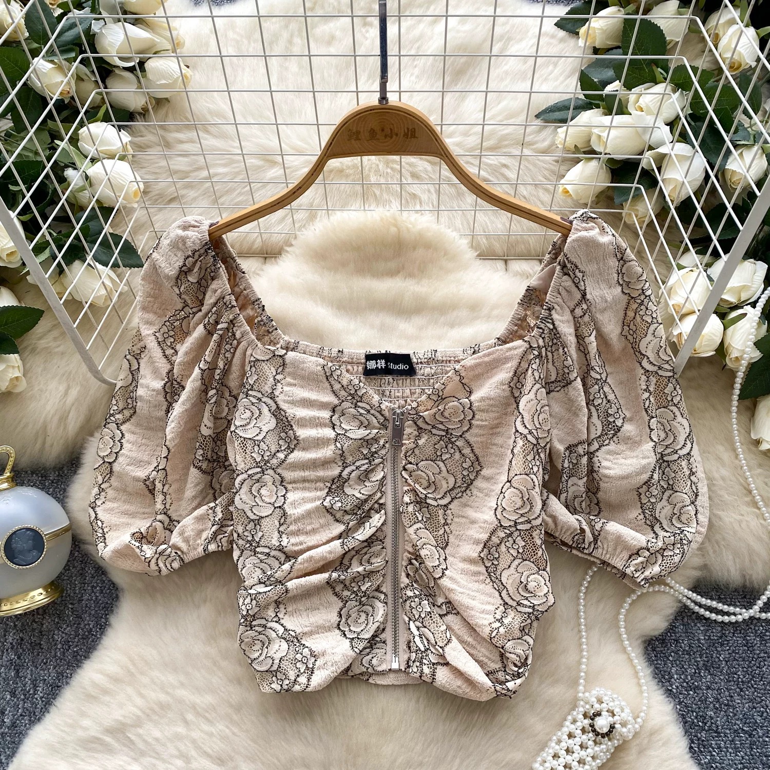 Waiting around for you top CTO1064 image