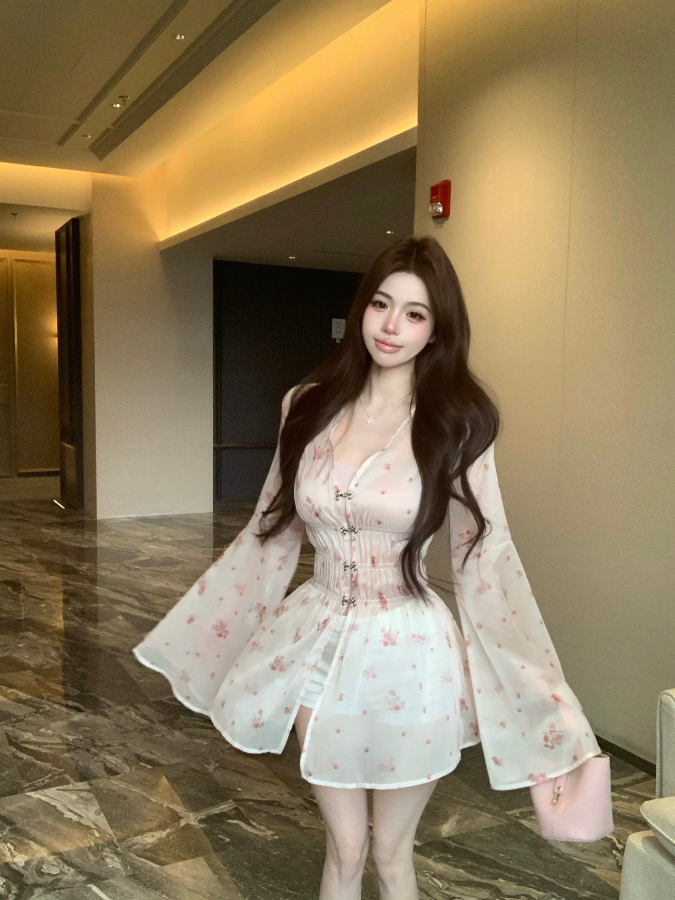 Italian babe Dress CD1735 image