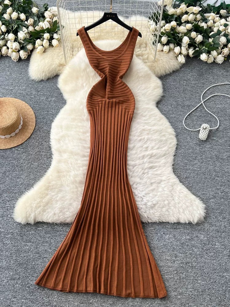 Come from old money knitted dress KD237 image