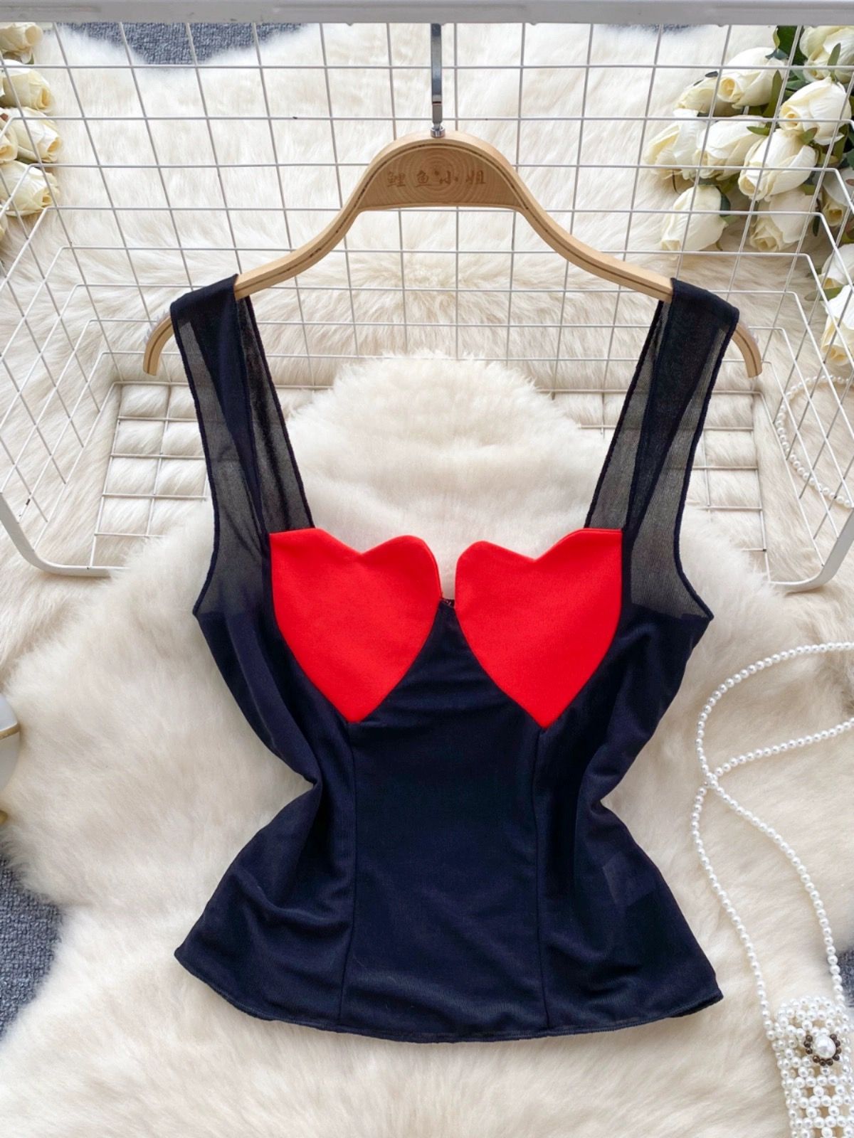 Never blend in top CTO149 image