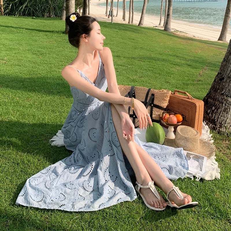 Flourishing in the light lace dress CD1500 image