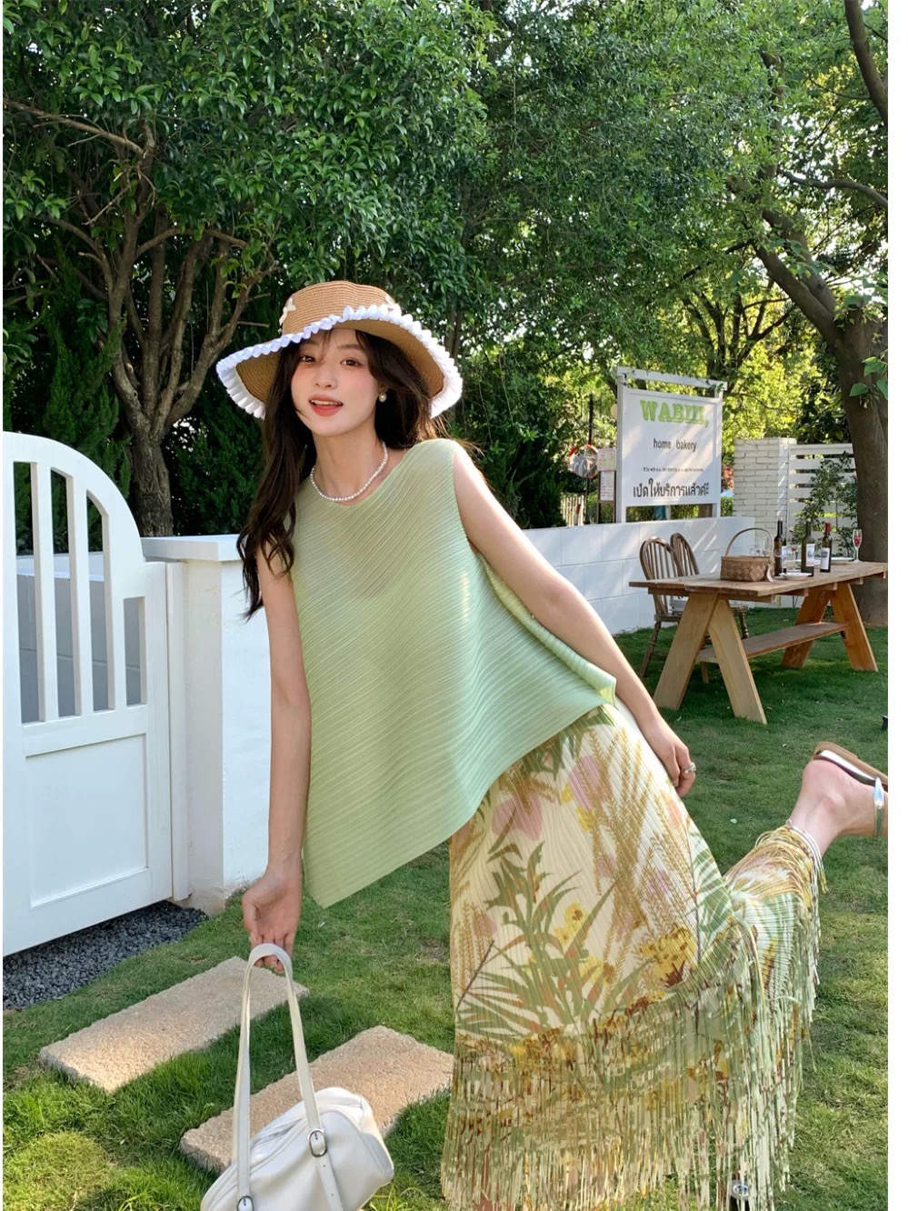 Keeping up set FTP284 image