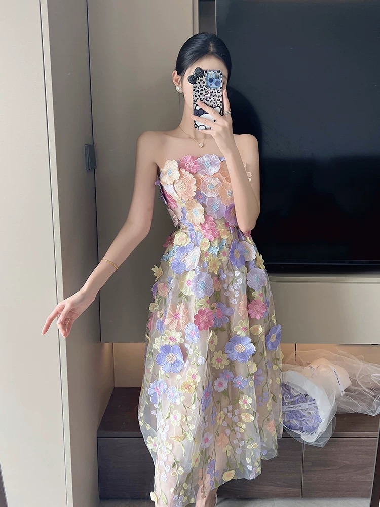 Care for the flare lace dress EVD258 image