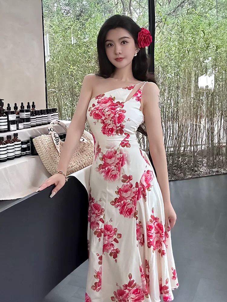 Reneta dress CD1927 image