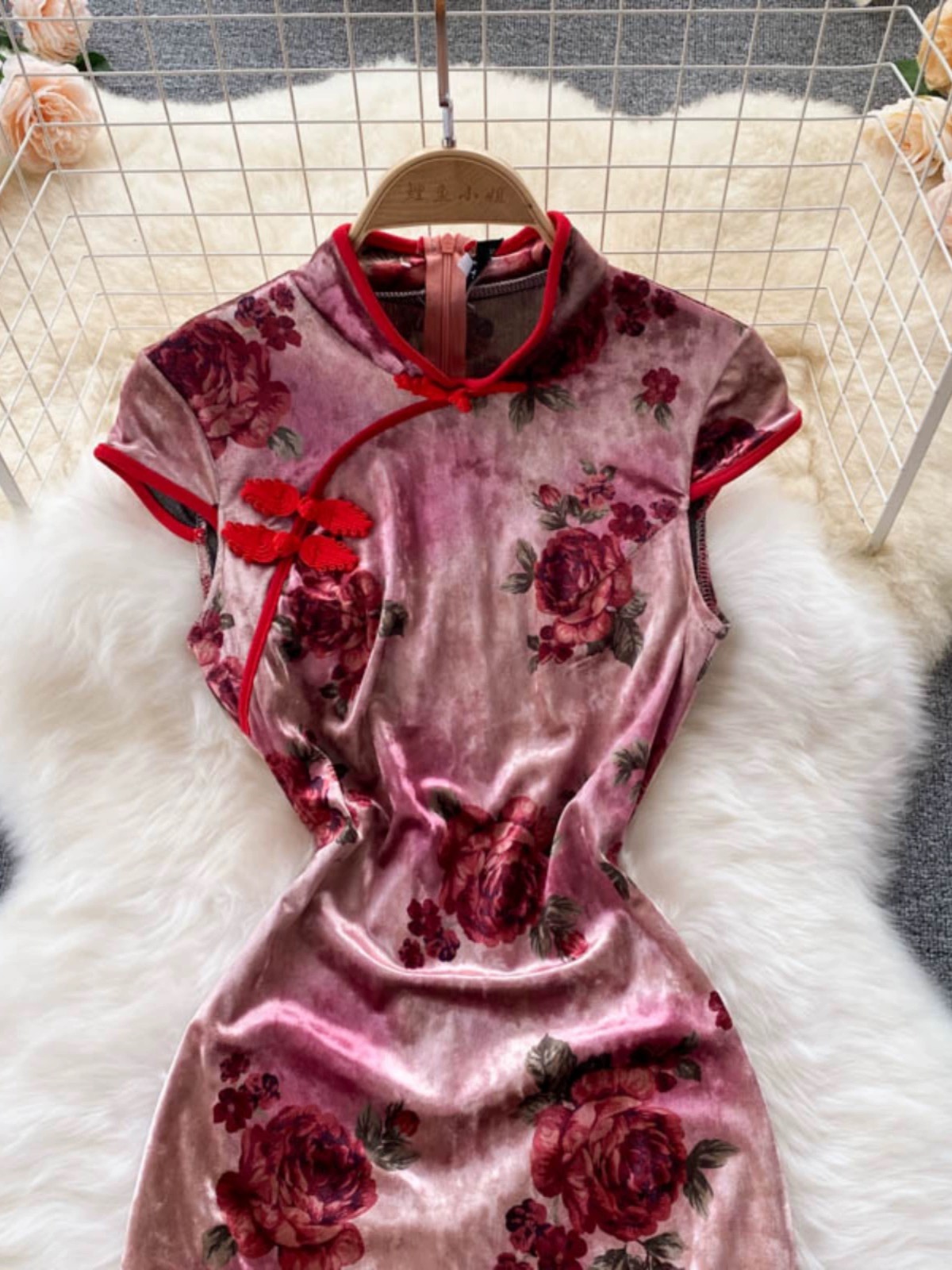 Looking curvy qipao dress Q108 image