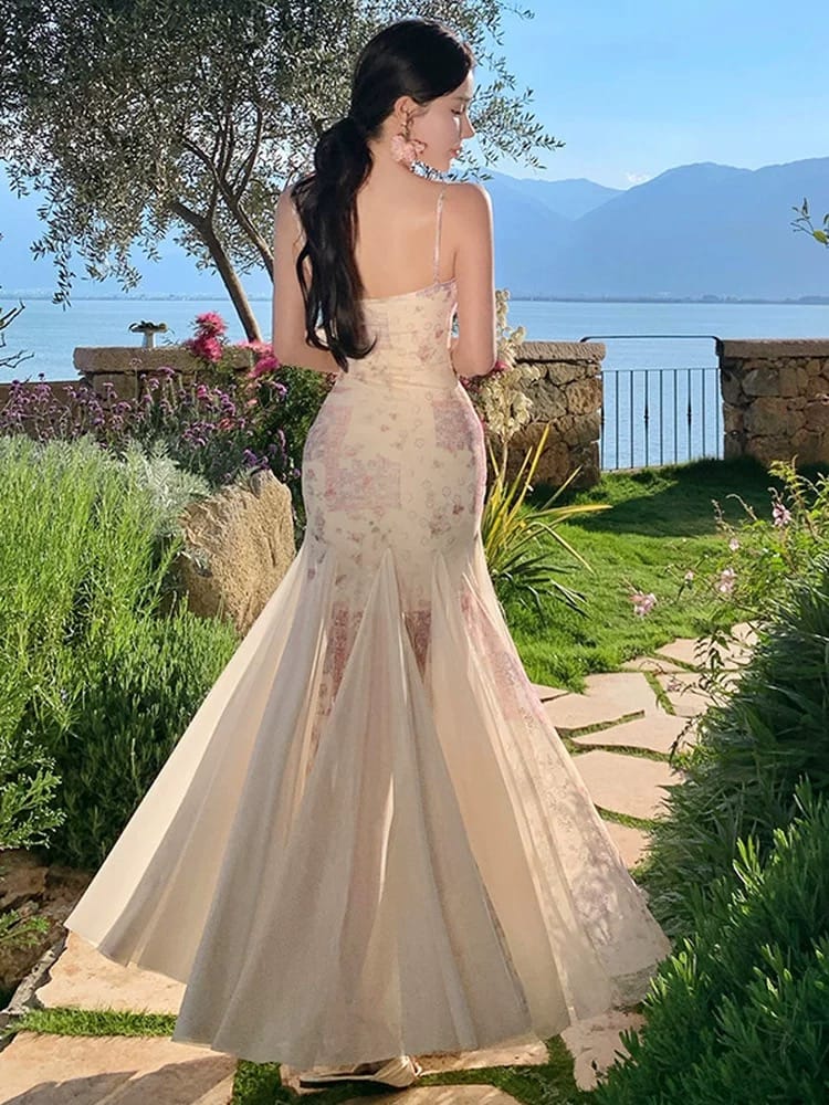 Hard to forget lace dress CD716 image