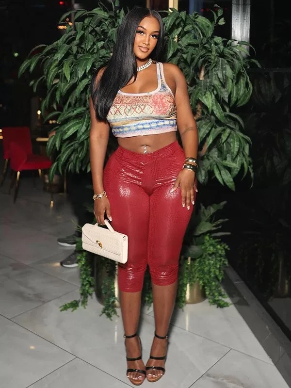 Show off leather pants CP7 image