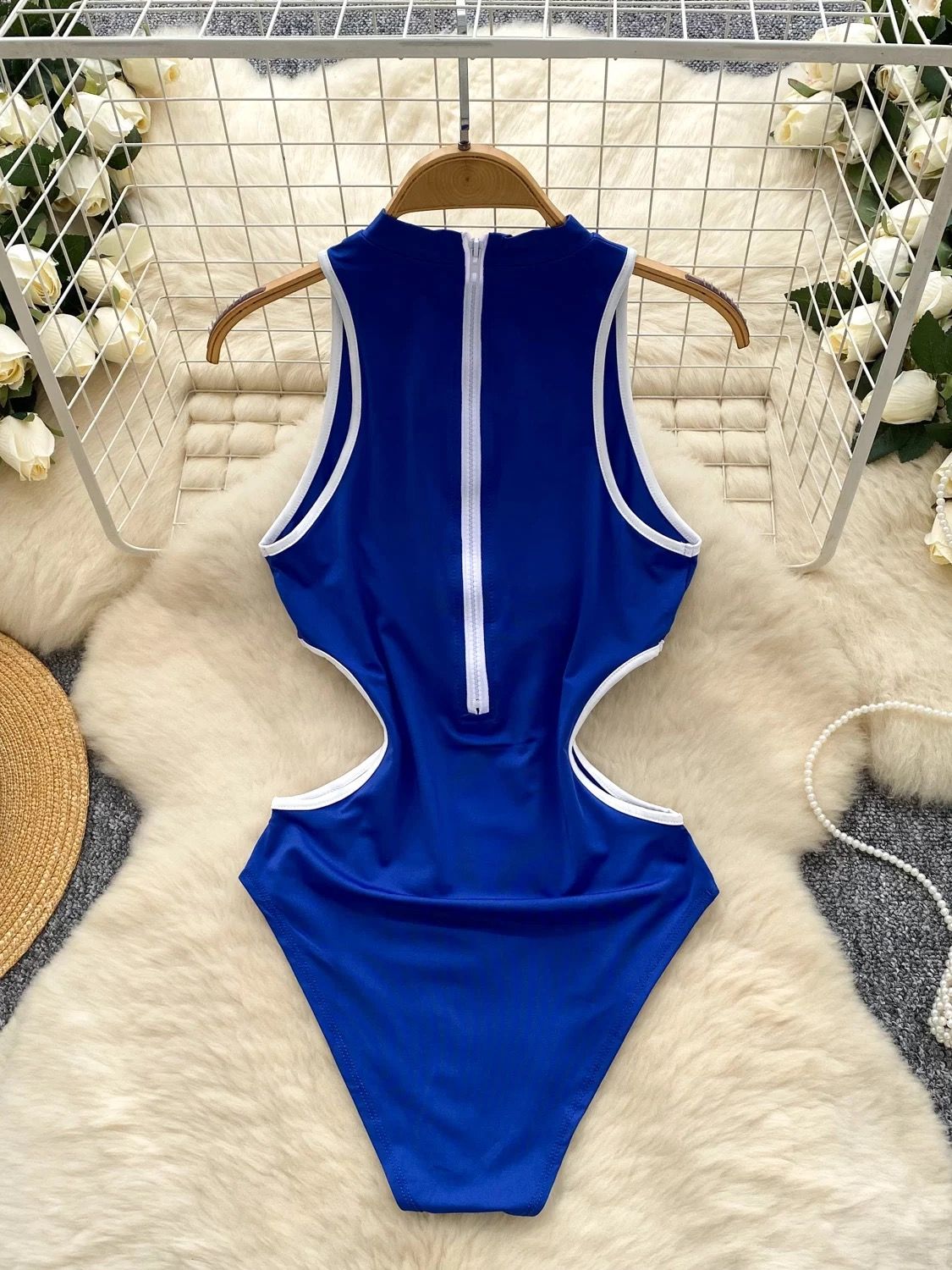 Party in the hills top BS178 image