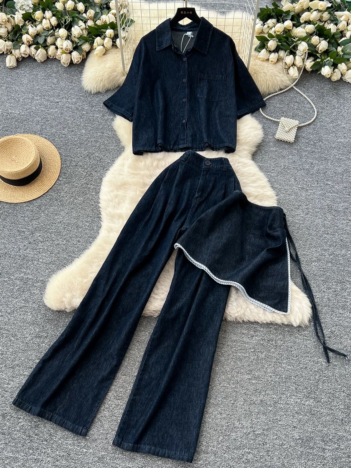 Out for the night set DTP236 image