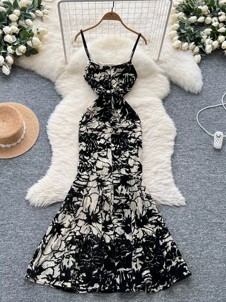 Petite Sabrina dress CD399 image