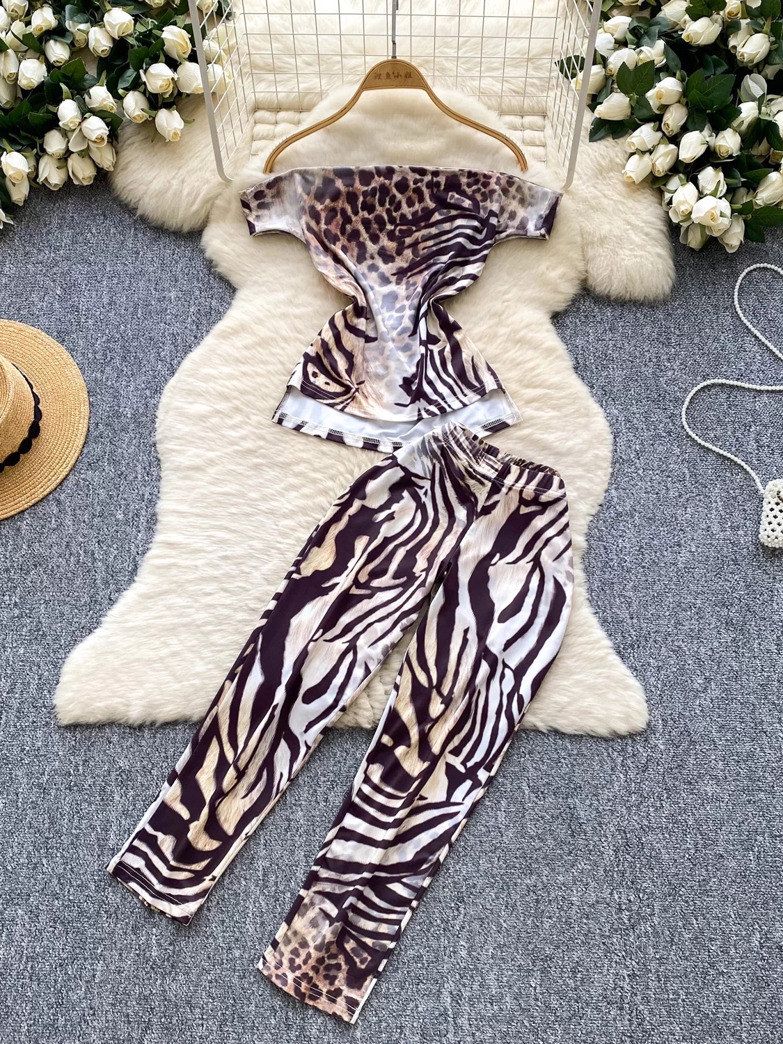 Uptown downtown set CTP819 image