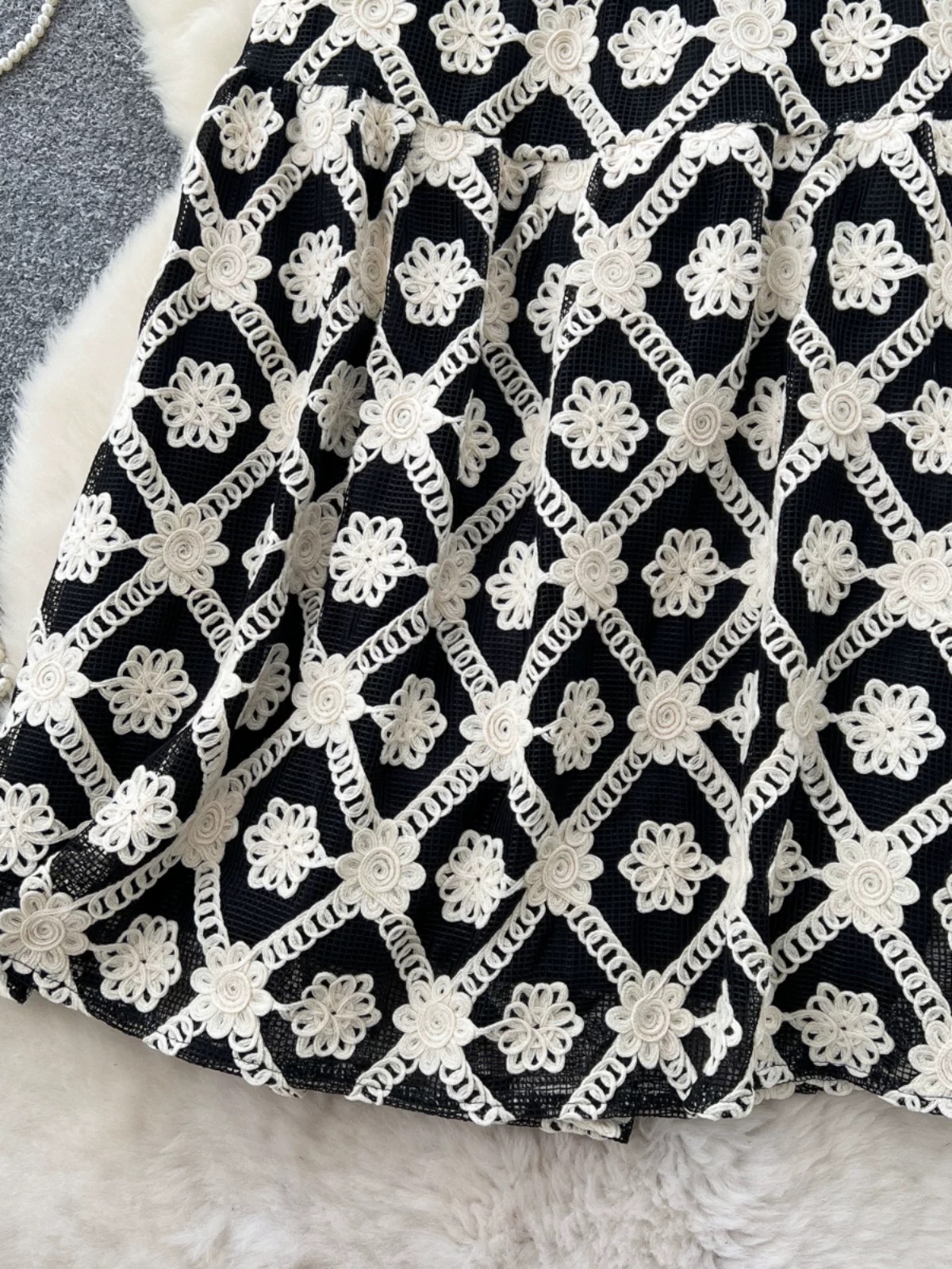 Needed this net skirt FS101 image