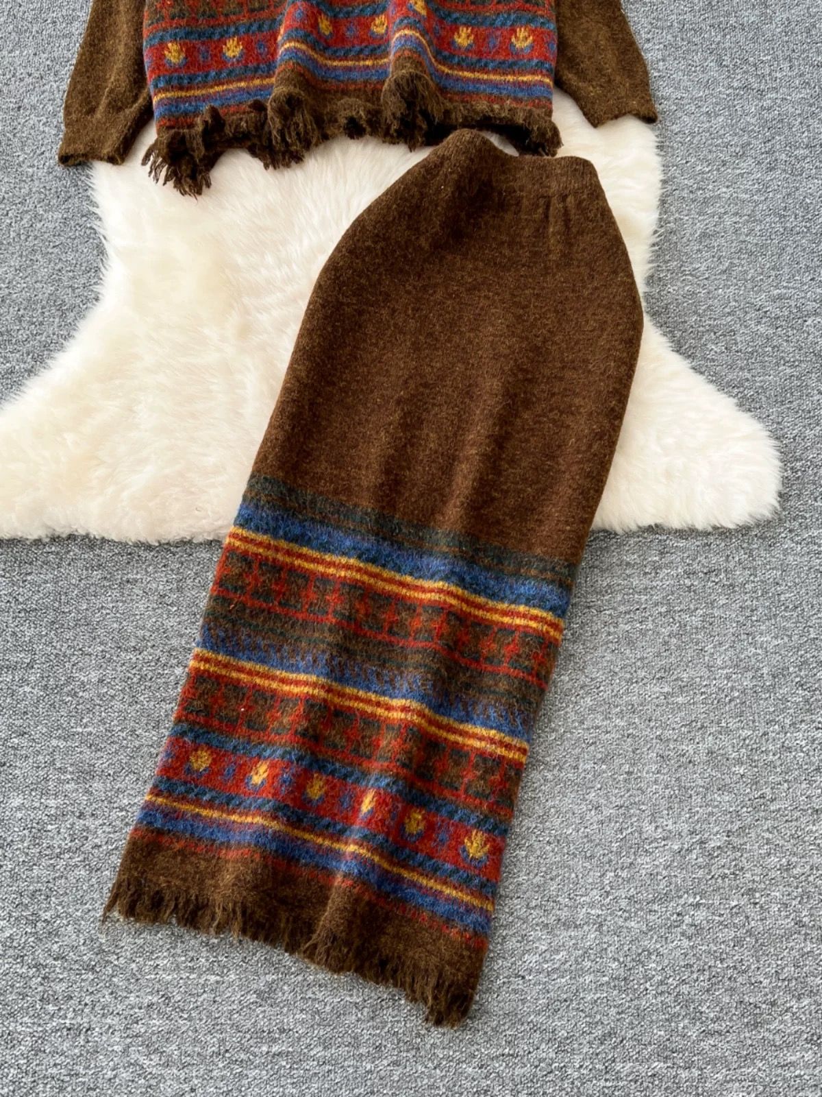 Dinner date woolen set KTP290 image