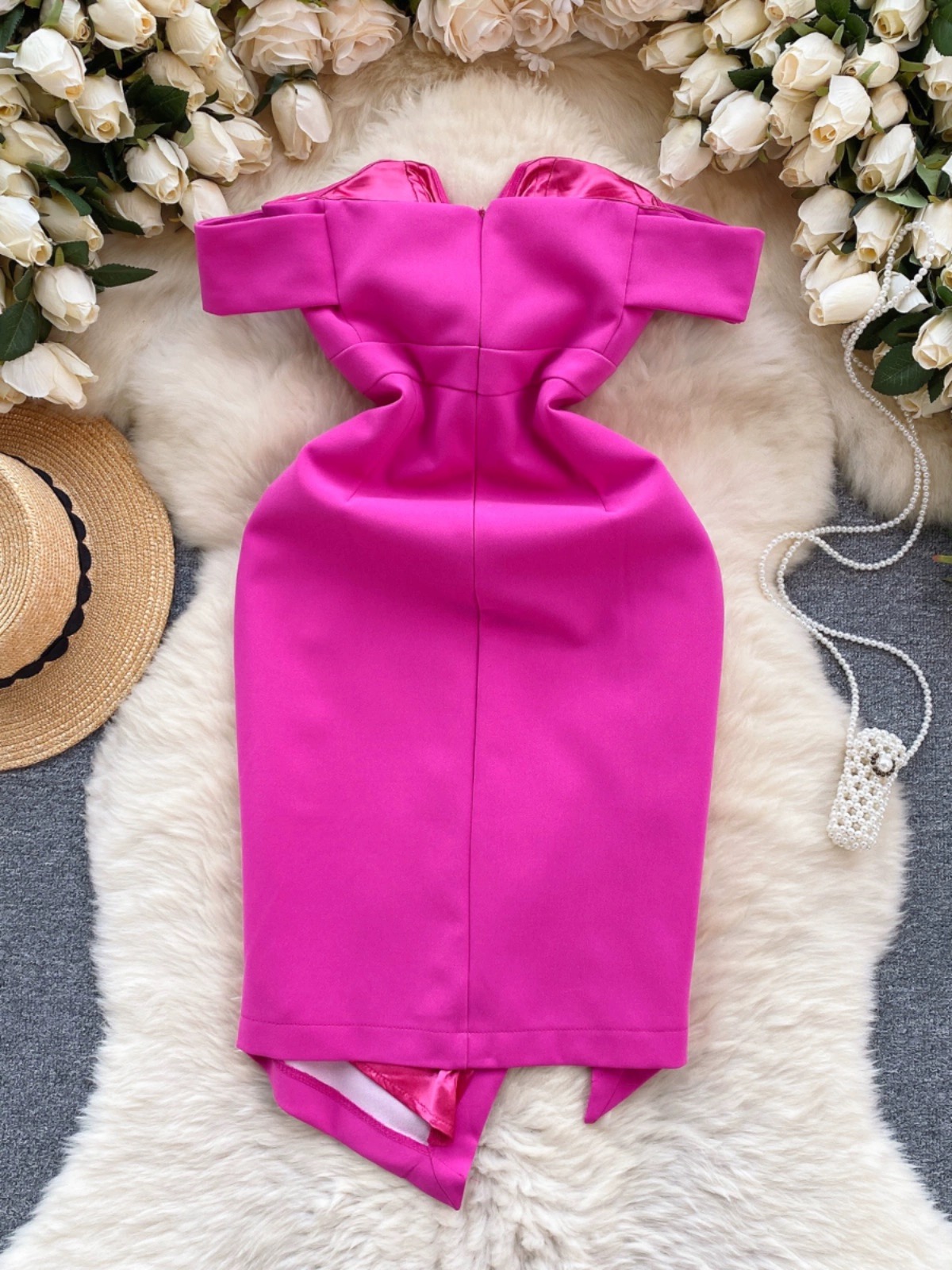 Happy as a shell dress EBC171 image