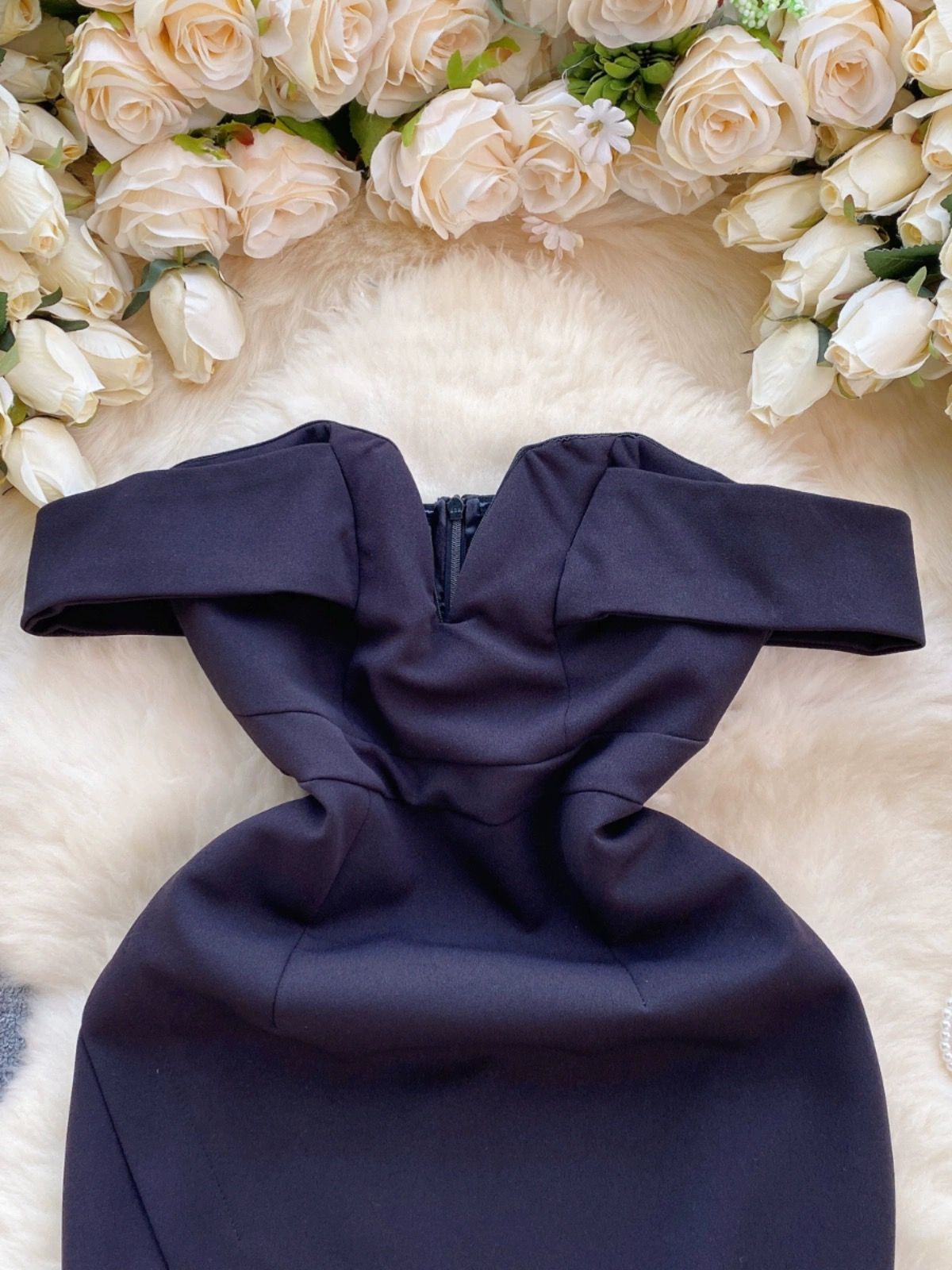 Happy as a shell dress EBC171 image