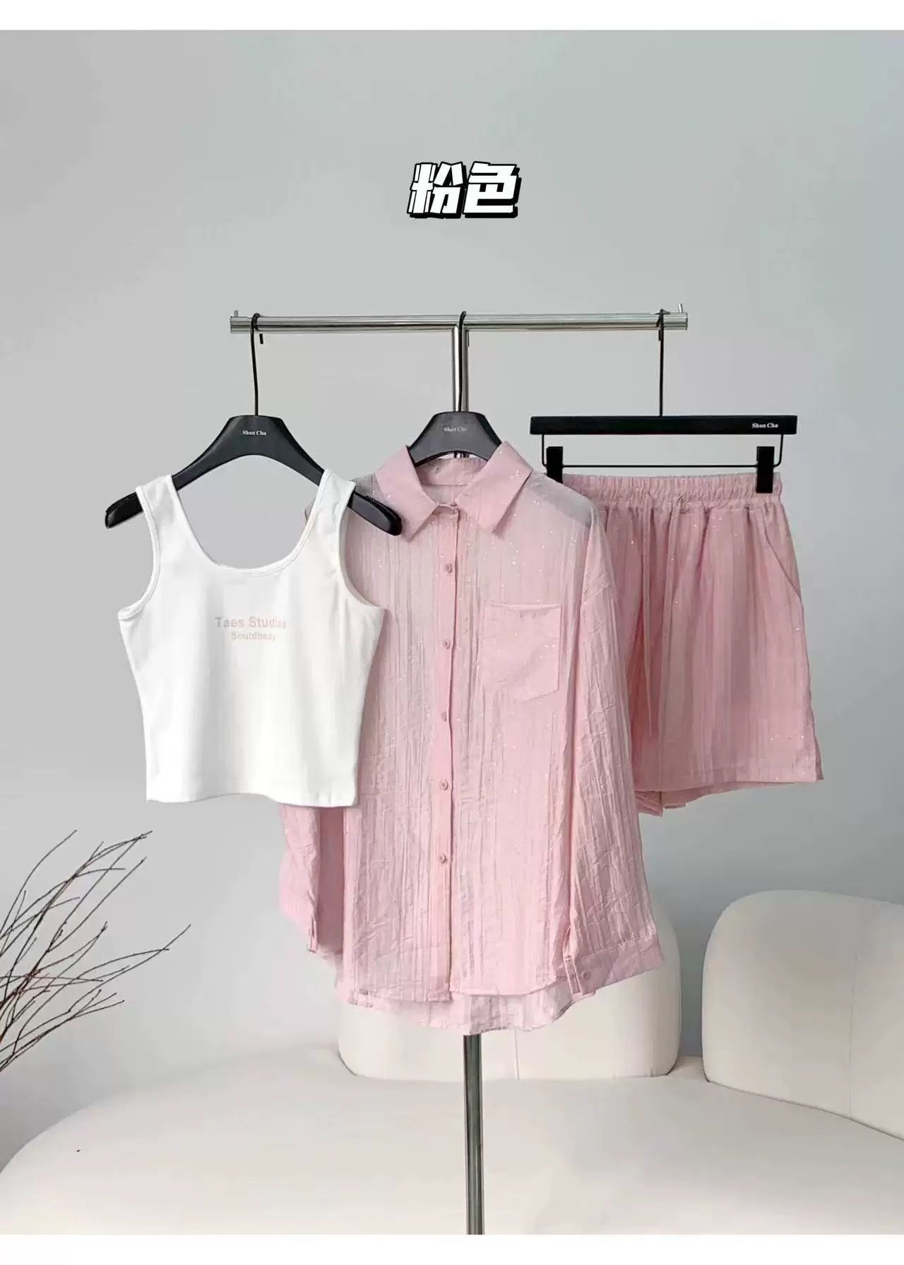 The Queen herself set CTP376 image