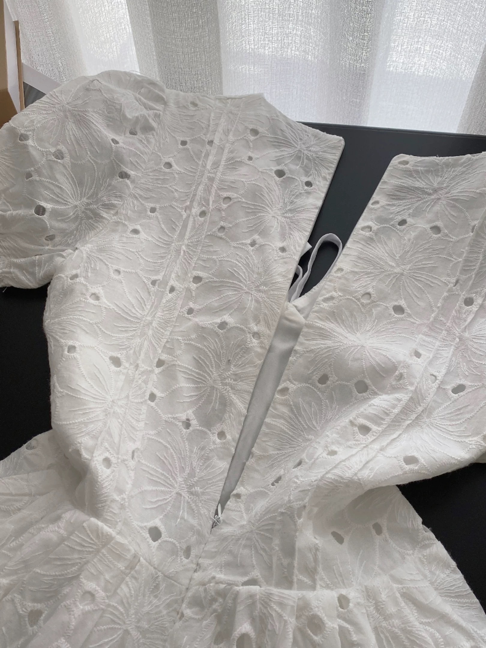 Chicago babe lace dress CD363 image