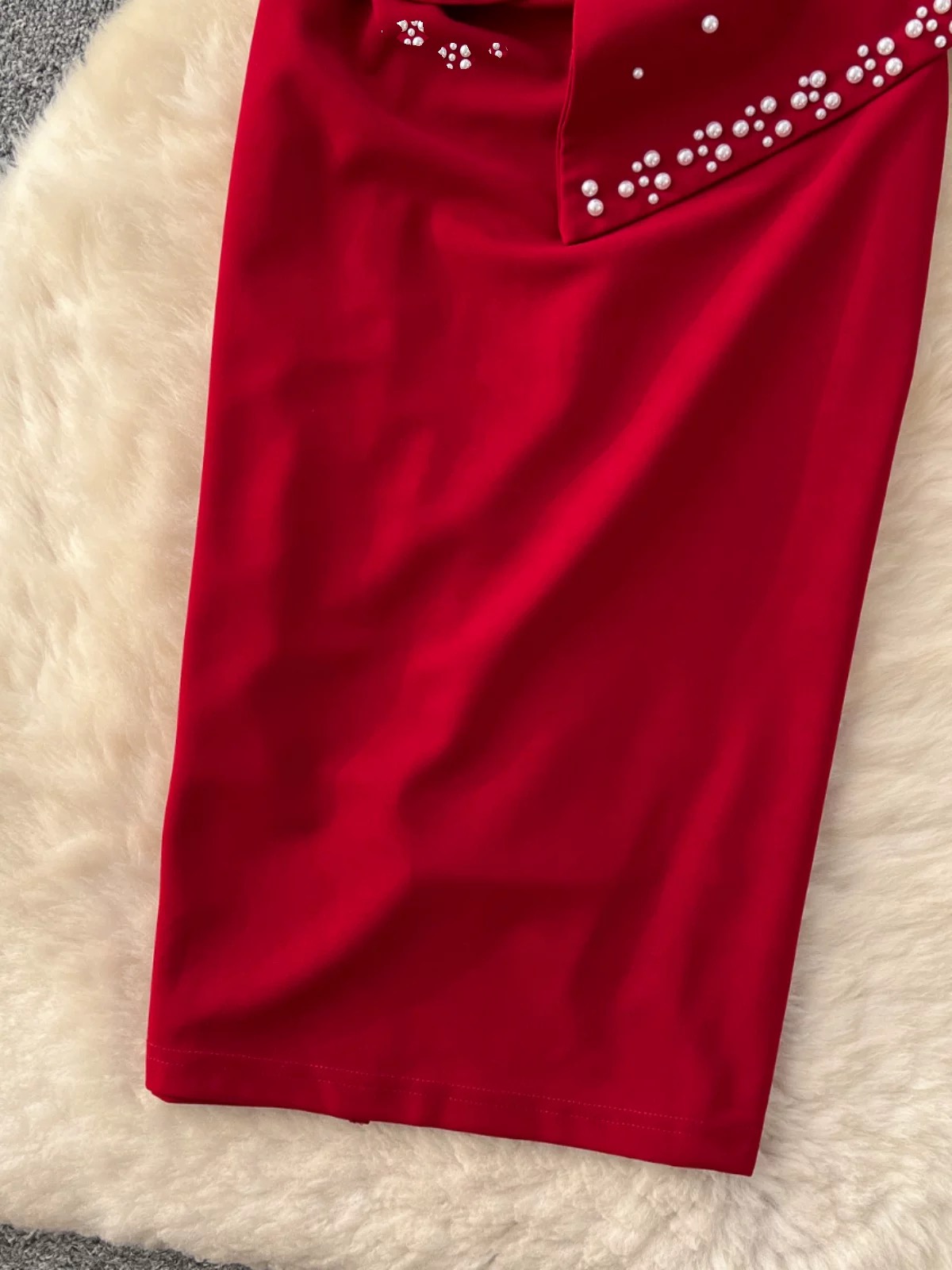 Young and rich dress EBC310 image