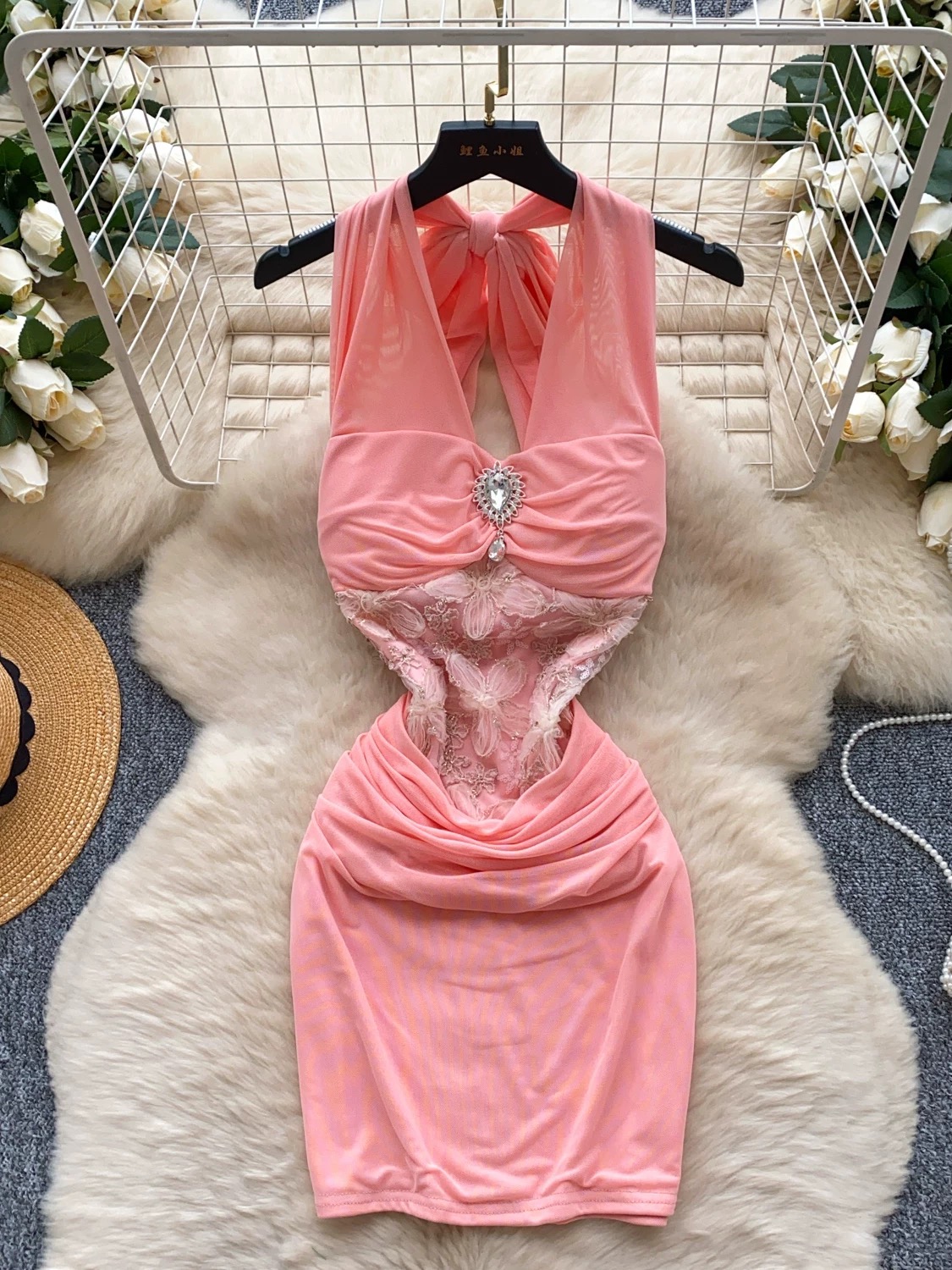 Walk the body dress CBC979 image