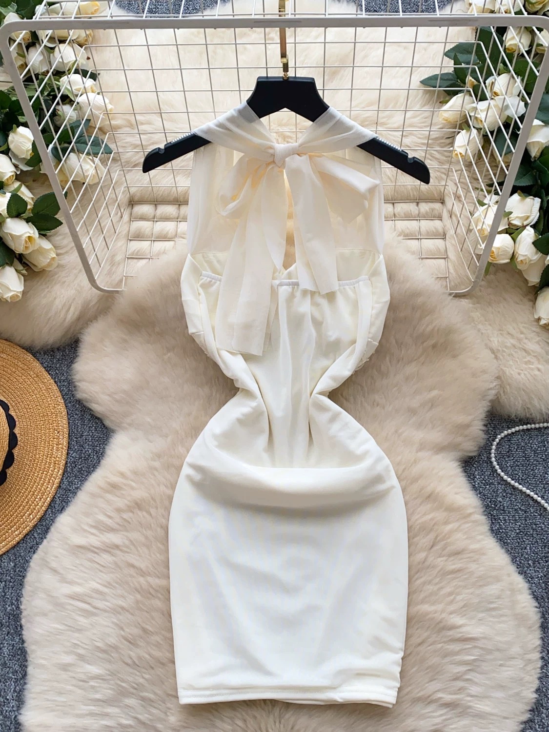 Walk the body dress CBC979 image