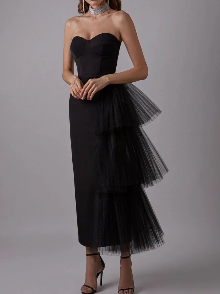 Always in vogue Barbie dress EVD158 image