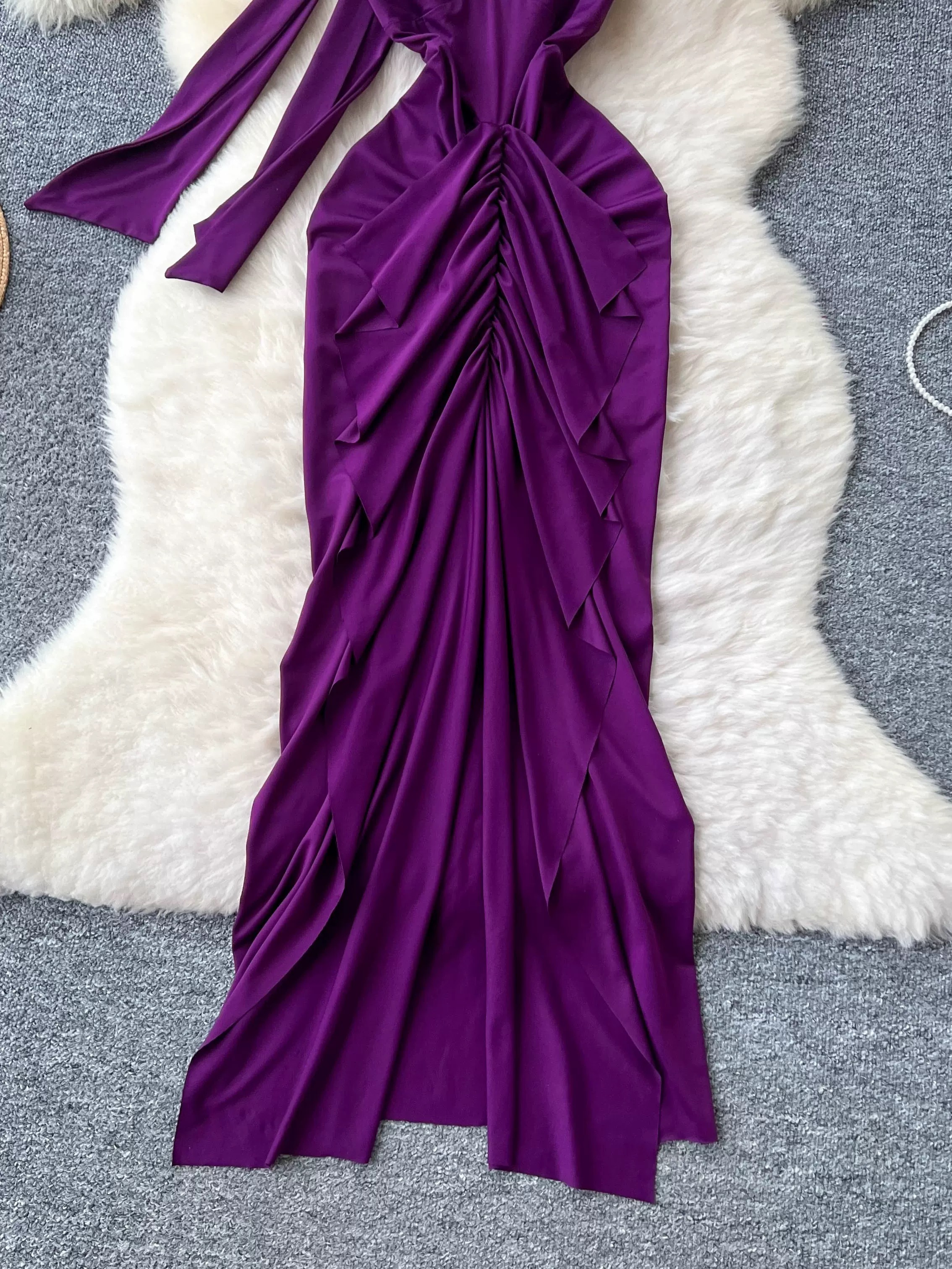 Queen on vacay dress CD379 image