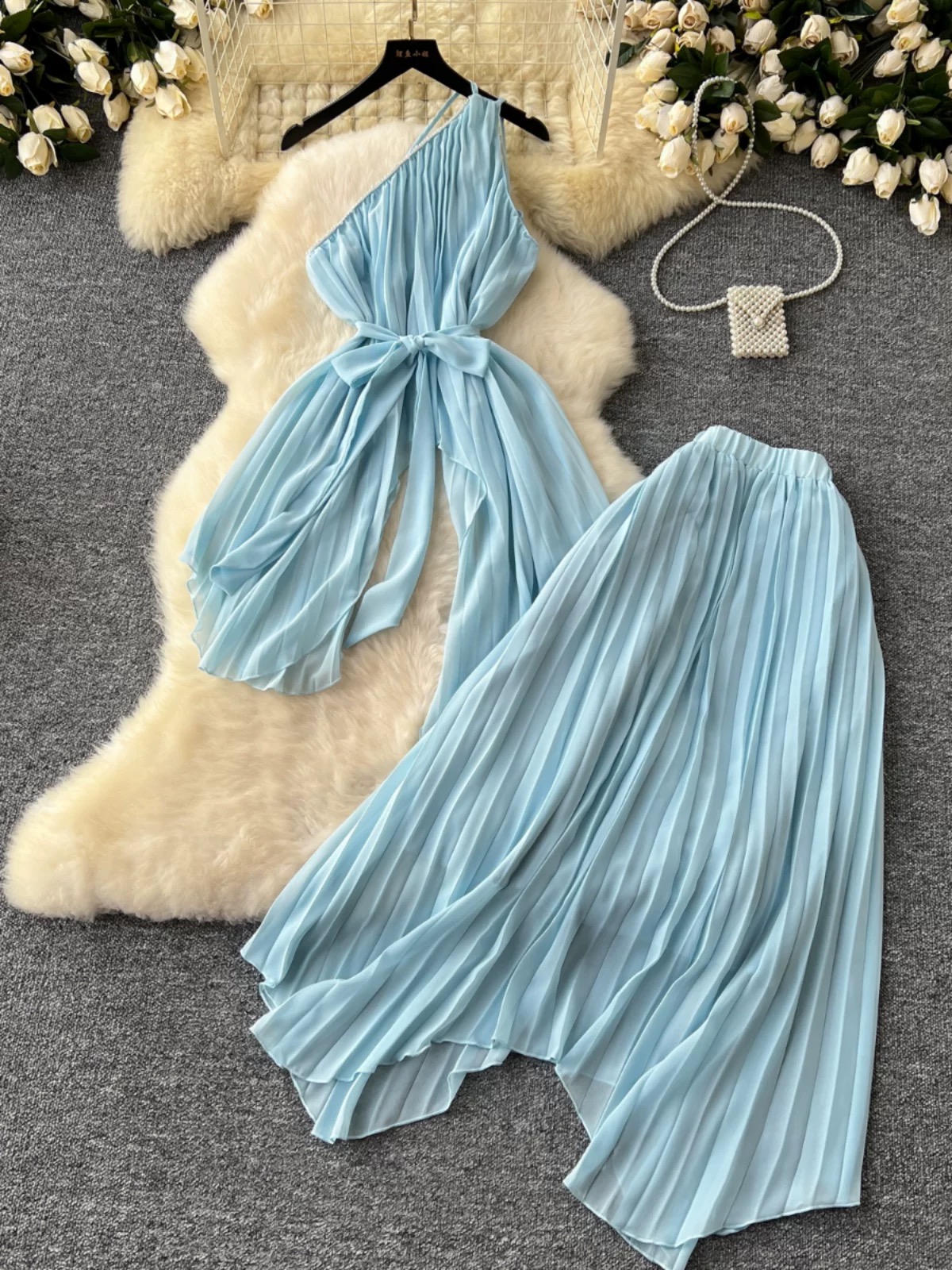 Telling lies set CTP405 image