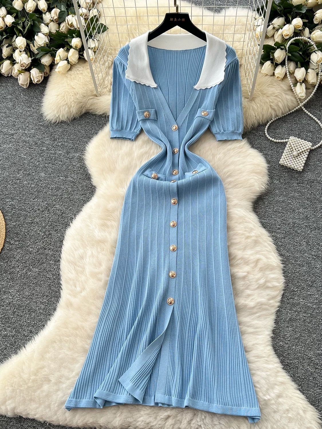 Barbie season dress CD387 image