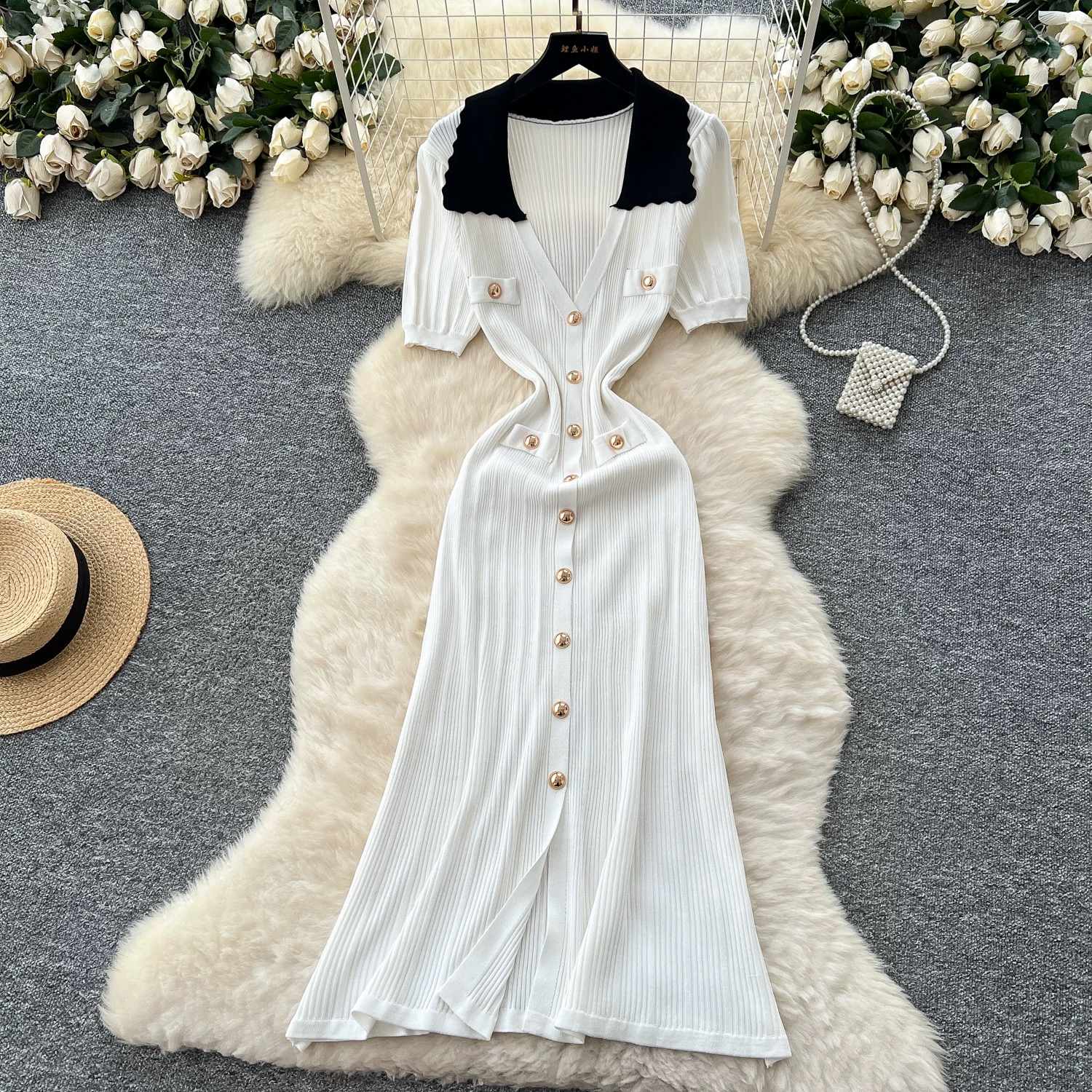 Barbie season dress CD387 image