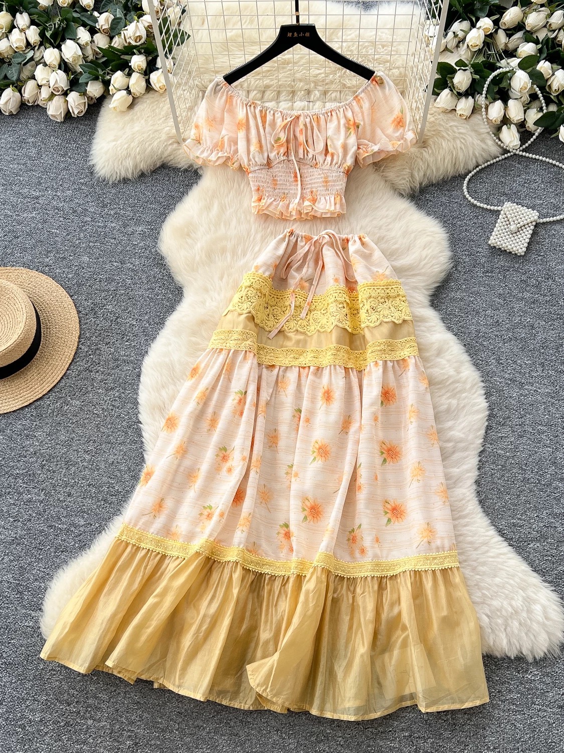 The money is greener on this side set CTP835 image