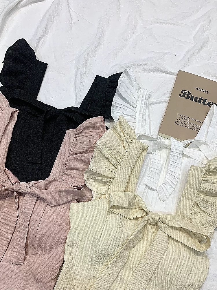 Sunshine daisy top image