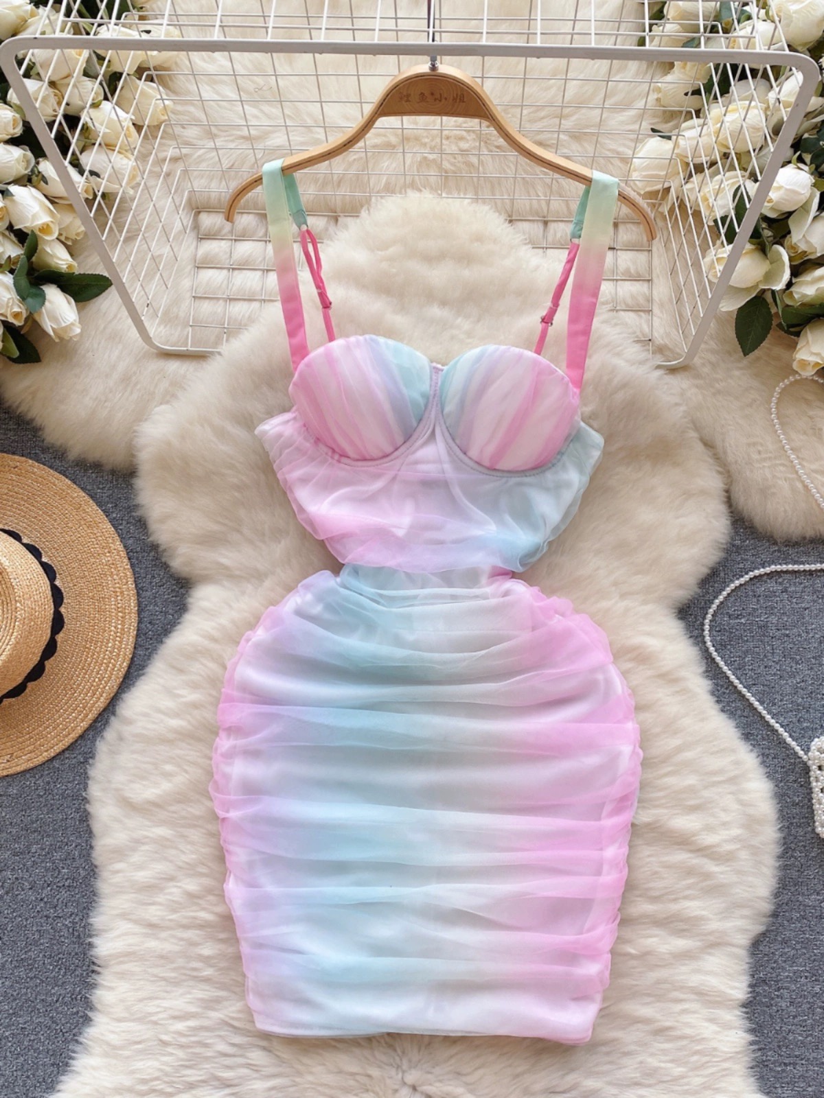 Lingering feelings Barbie dress CBC537 image