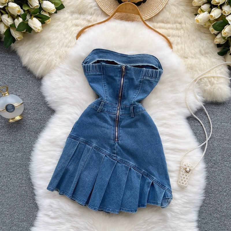 Stating facts dress DD65 image